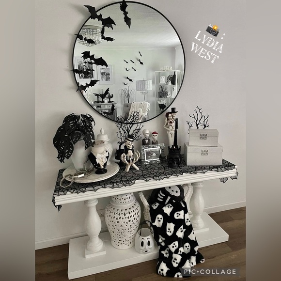 HTF faux fur ghost Blanket - Picture 2 of 11